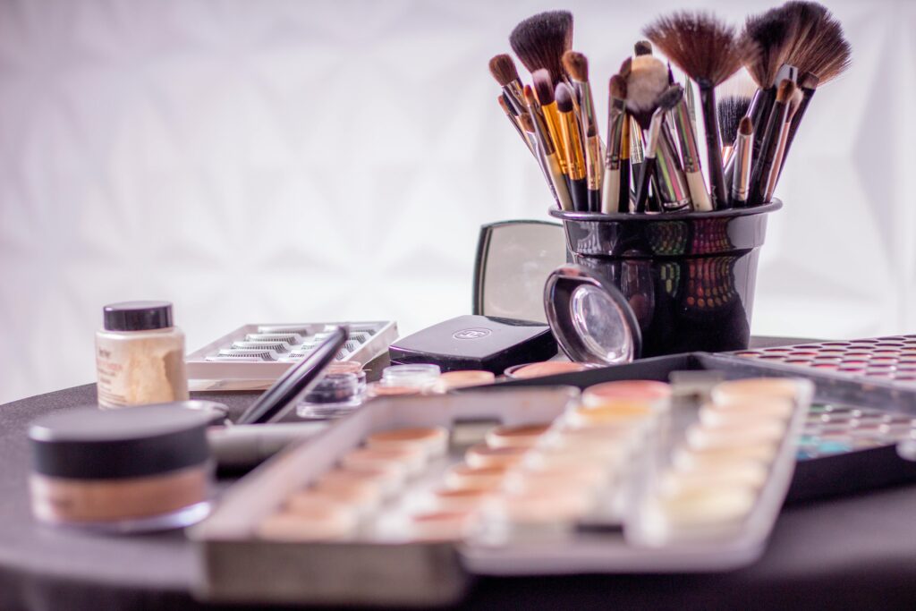 Makeup Essentials for Beginners: Your Ultimate Starter Guide